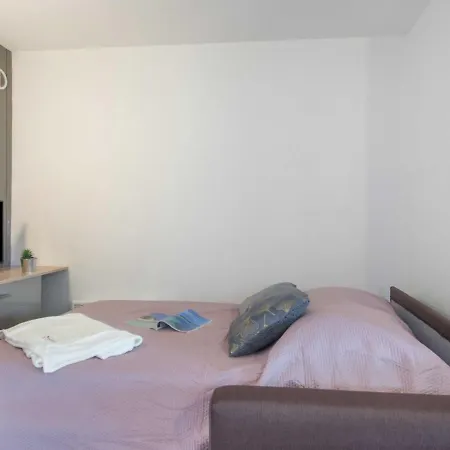 Toscane By Interhome Saint-Raphaël